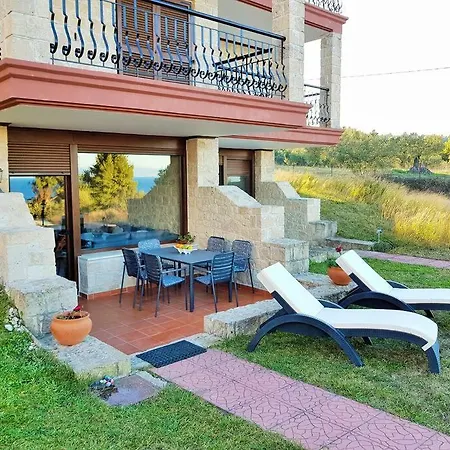Modern Stonebuilt - Sea & Pine Views Vila