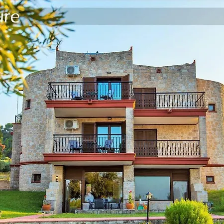 Villa Modern Stonebuilt - Sea & Pine Views