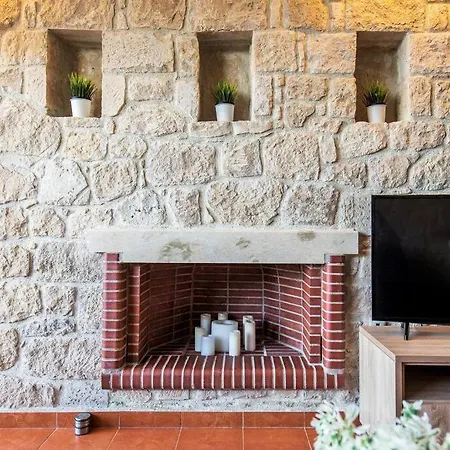 Villa Modern Stonebuilt - Sea & Pine Views *