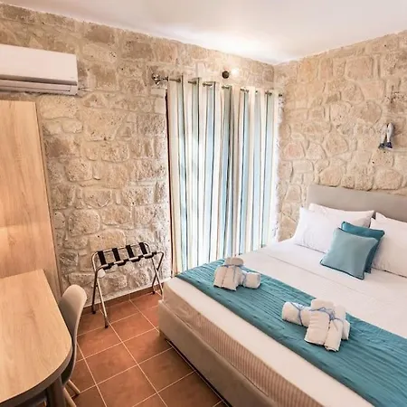 Villa Modern Stonebuilt - Sea & Pine Views